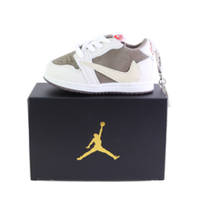 Load image into Gallery viewer, Travis Scott CJ Cream/Mocha Bag Charm With Box