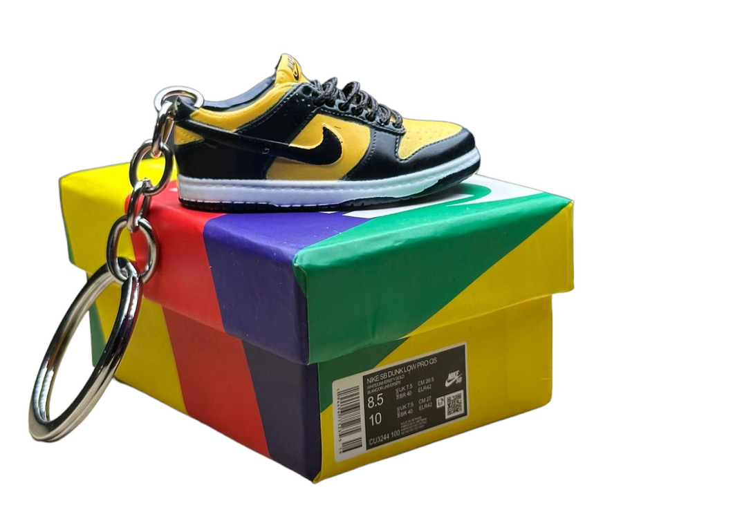 SB Low Dunks Trainer Keychain With Mini Shoe Box