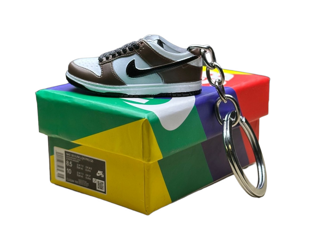 SB Low Dunks Trainer Keychain With Mini Shoe Box