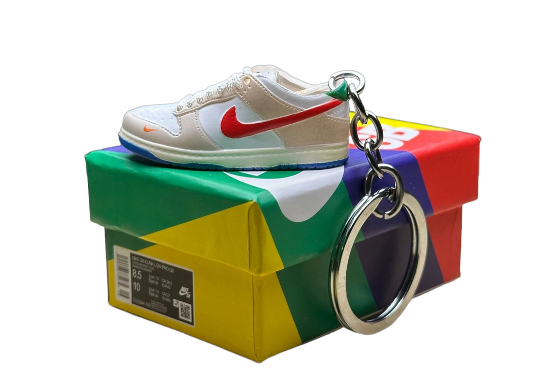 SB Low Dunks Trainer Keychain With Mini Shoe Box