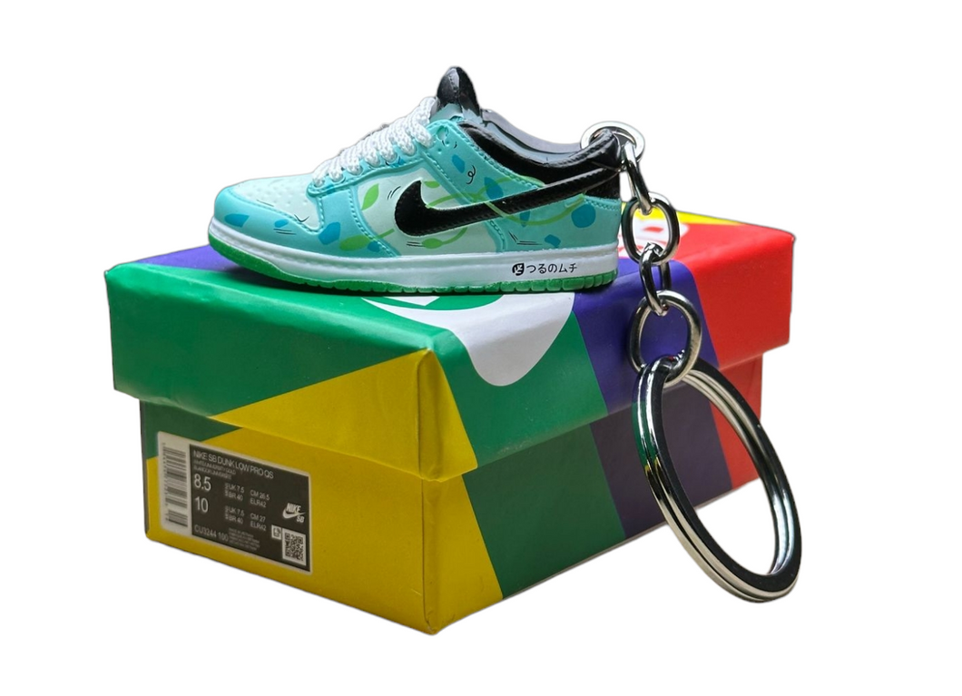 SB Low Dunks Trainer Keychain With Mini Shoe Box