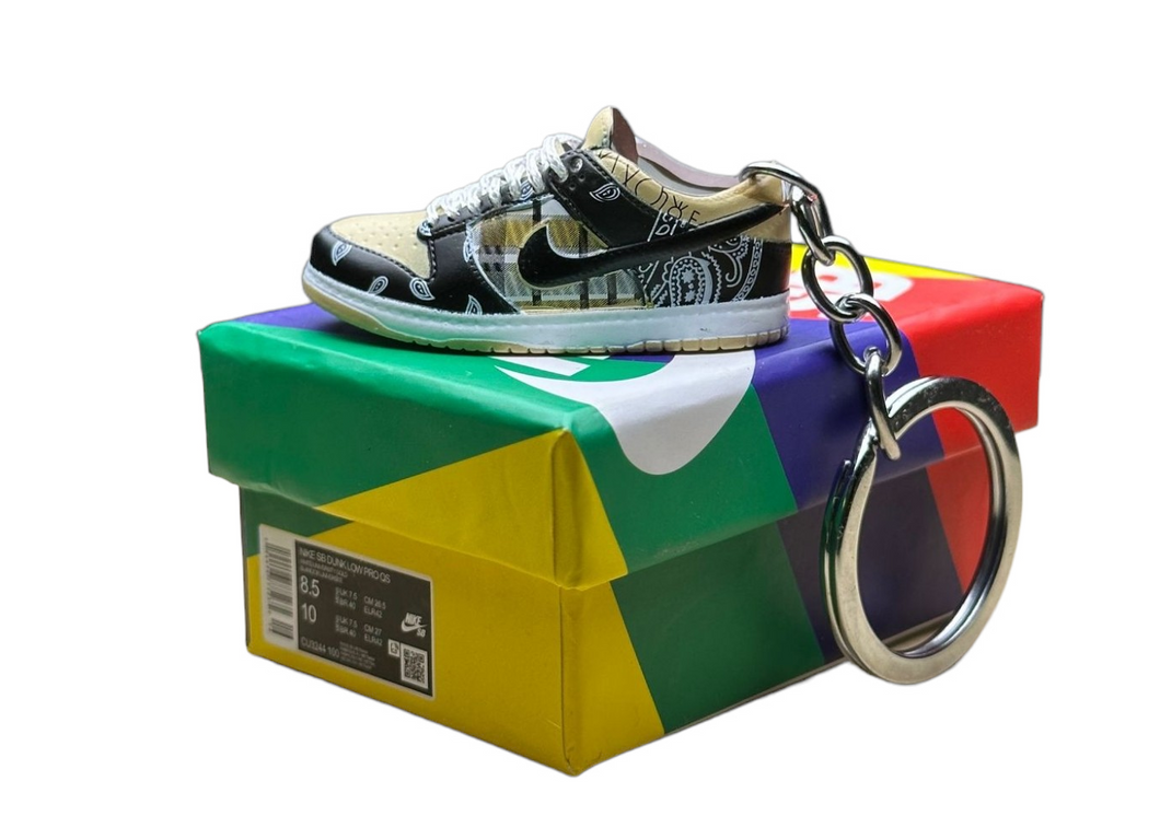 Travis.S x SB Low Dunks Trainer Keychain With Mini Shoe Box